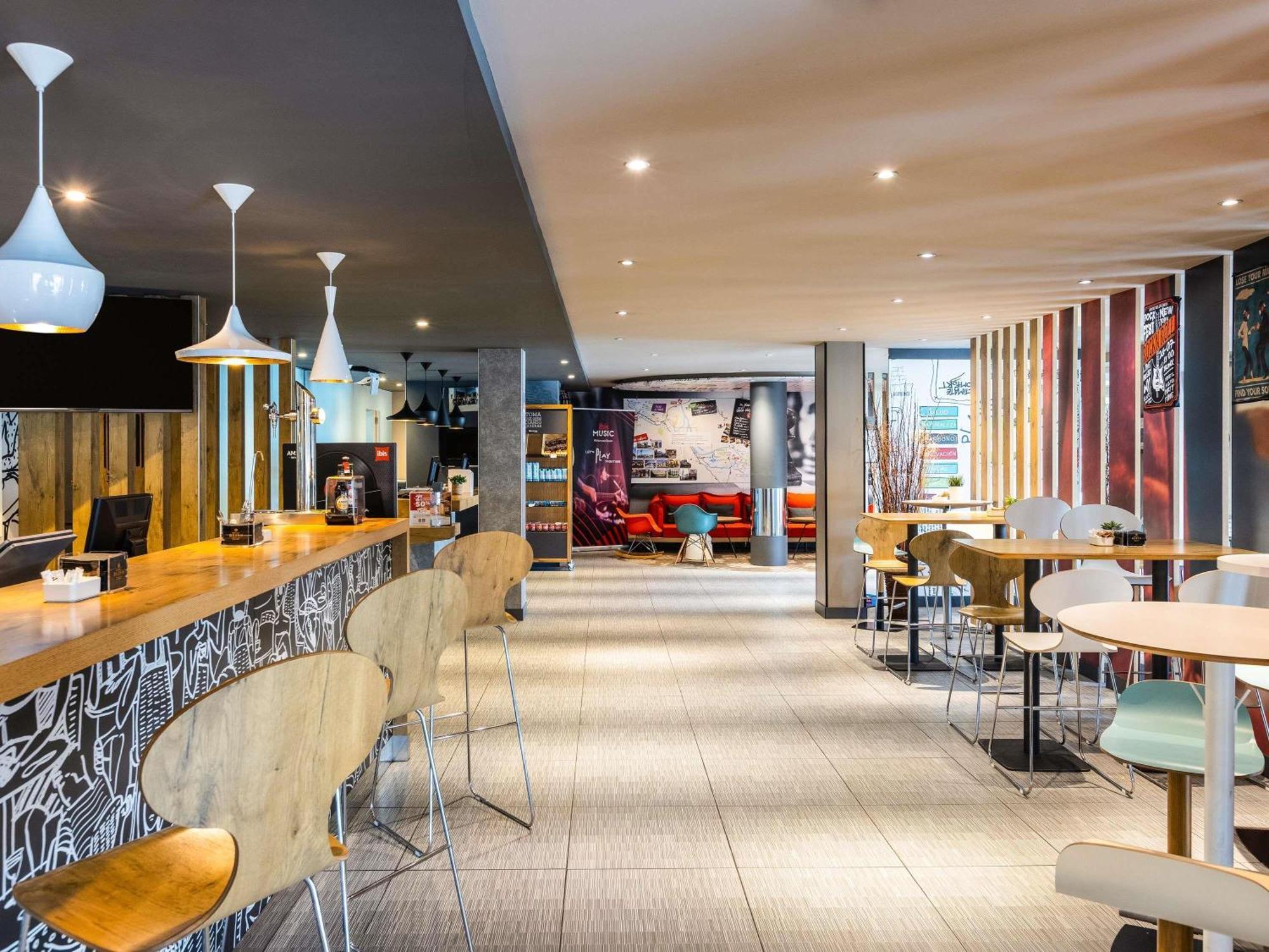 Ibis Bilbao Barakaldo Hotel Buitenkant foto