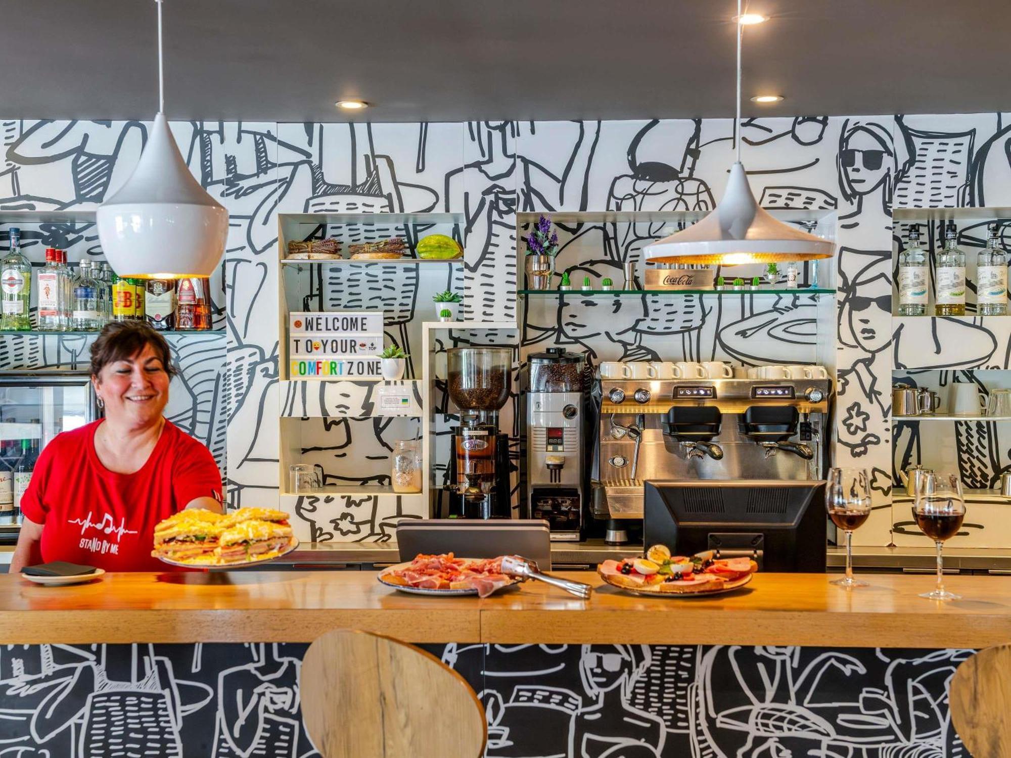 Ibis Bilbao Barakaldo Hotel Buitenkant foto