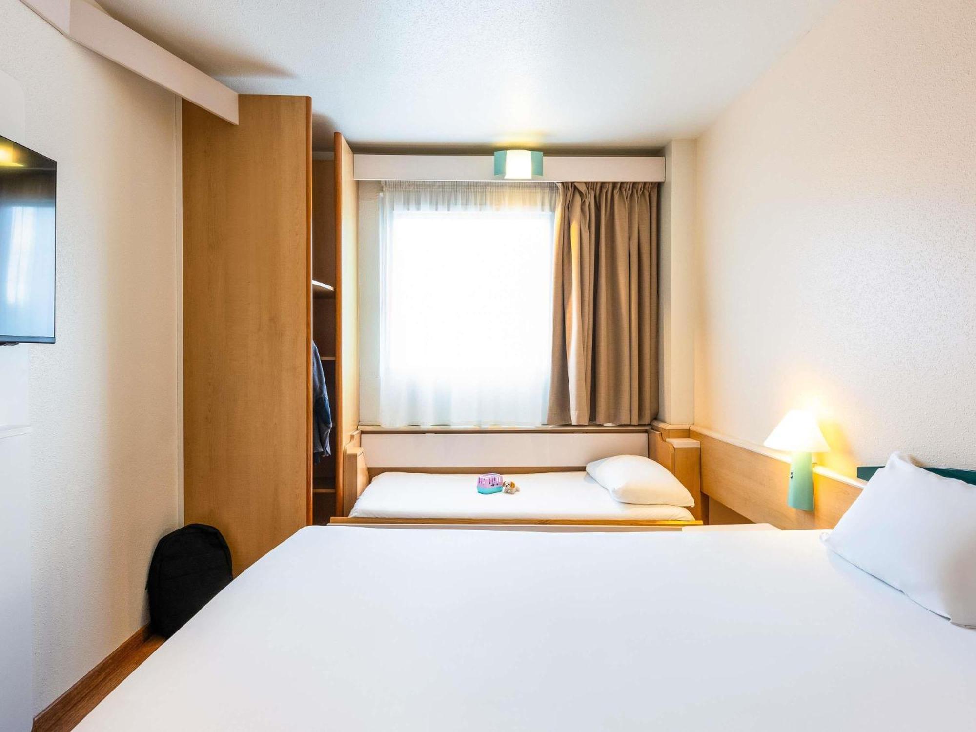 Ibis Bilbao Barakaldo Hotel Buitenkant foto