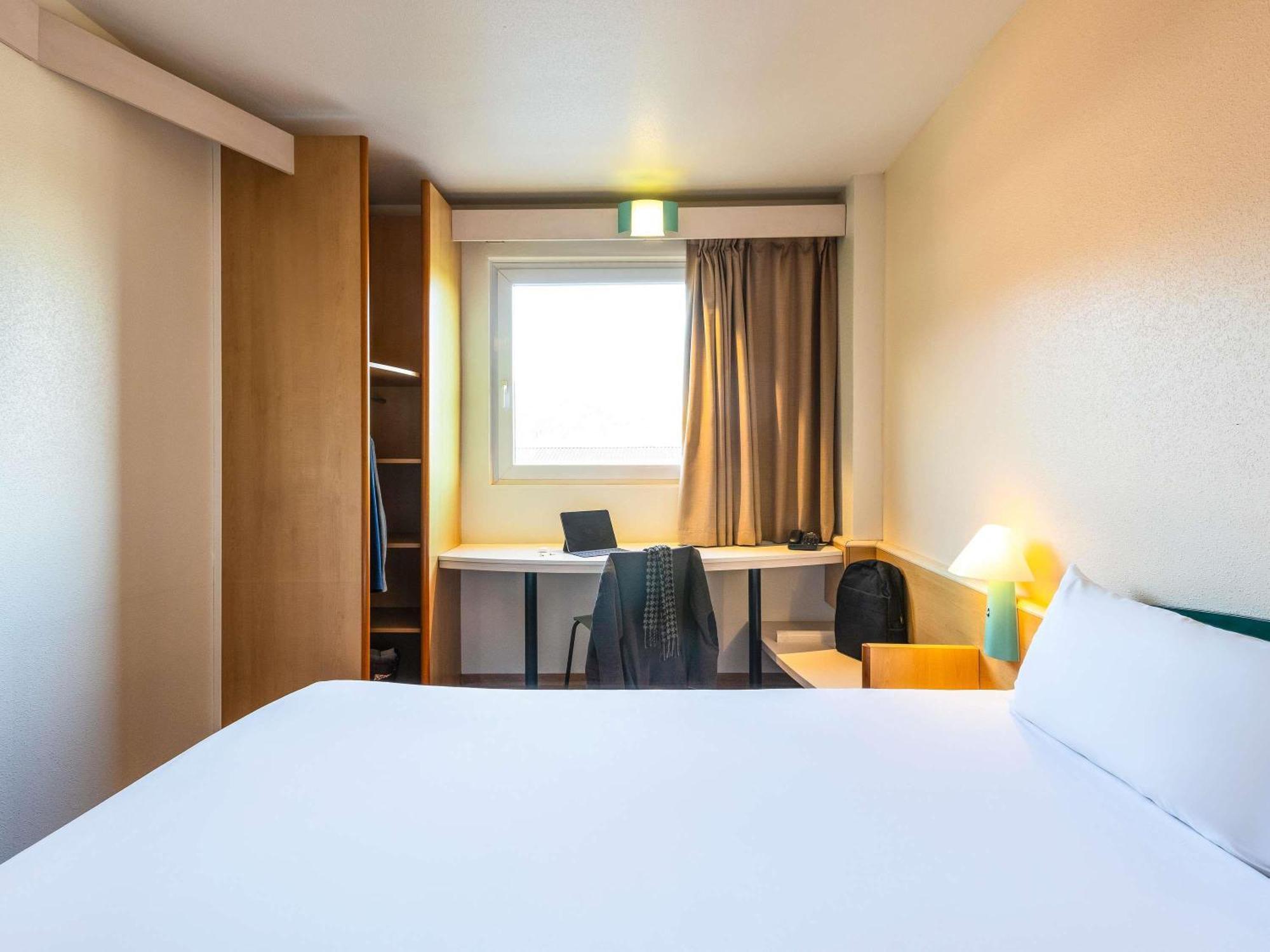 Ibis Bilbao Barakaldo Hotel Buitenkant foto