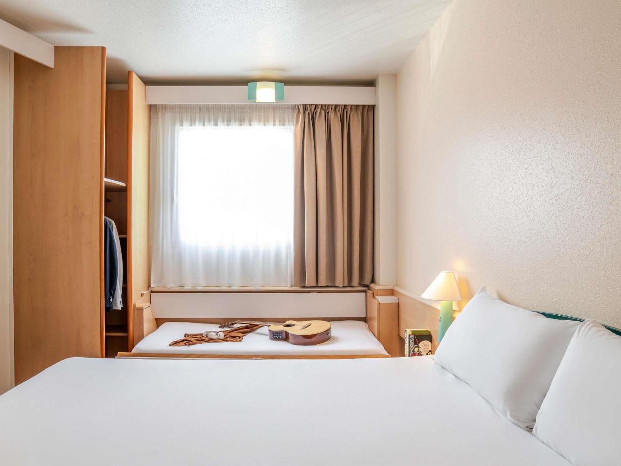 Ibis Bilbao Barakaldo Hotel Buitenkant foto